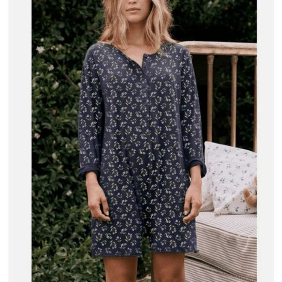 NEW! THE GREAT. The Henley Sleep Romper Navy Apron Floral Pockets Size Small (1) - Picture 1 of 14